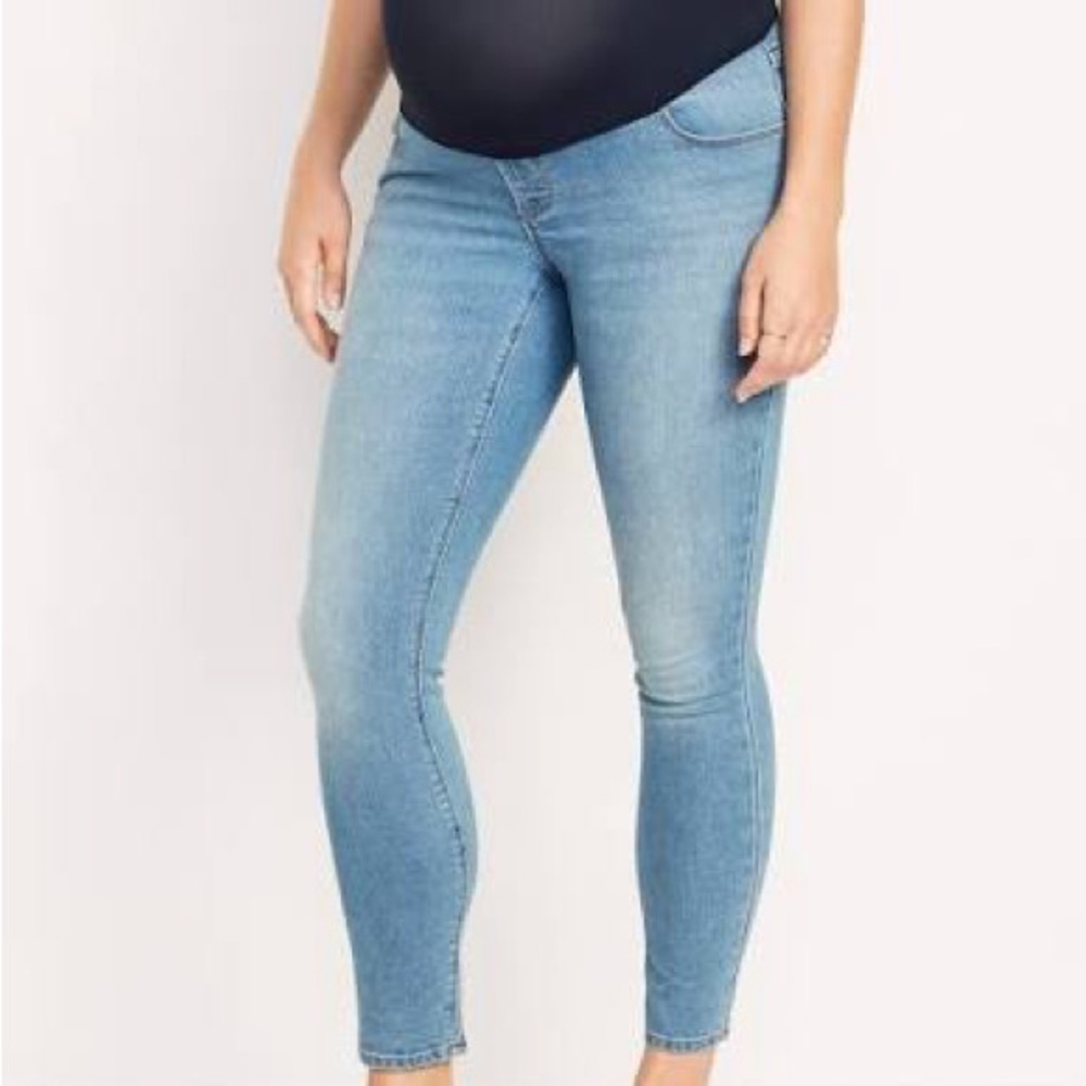 Old Navy Light Blue Maternity Jeggings